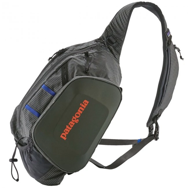Patagonia Stealth Atom Sling 8L / Forge Grey 3 Patagonia Stealth Atom Sling 8L / Forge Grey
